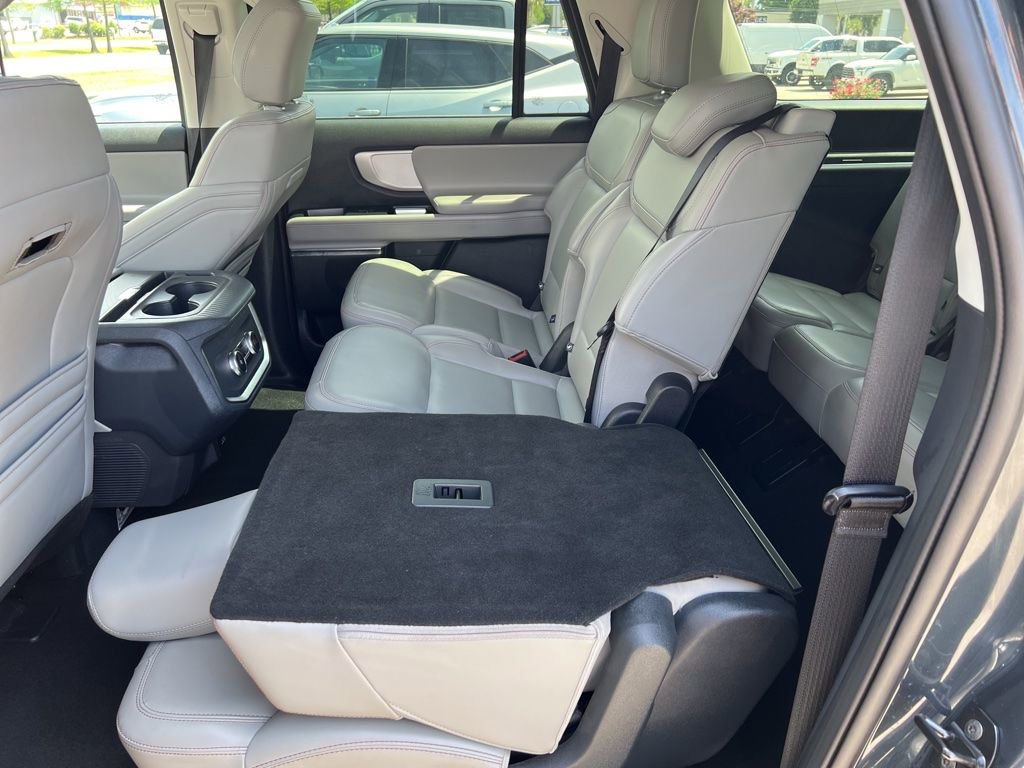 Certified 2025 Ford Expedition Max Active RWD image 10