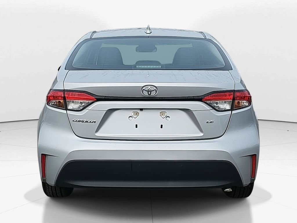 Used 2024 Toyota Corolla LE image 6
