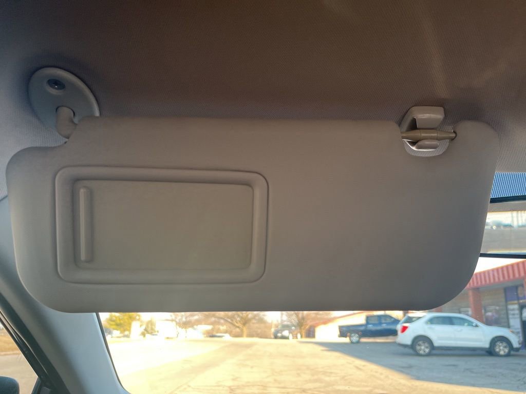 Used 2015 Toyota Corolla S image 72