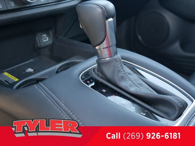 Certified 2025 Honda HR-V EX-L image 32