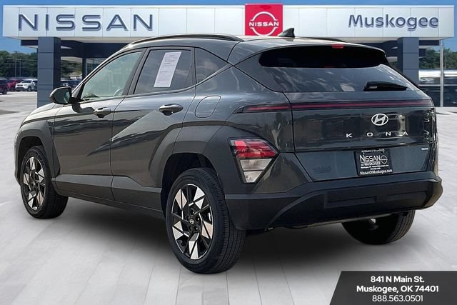Used 2025 Hyundai Kona SEL AWD/4WD image 4