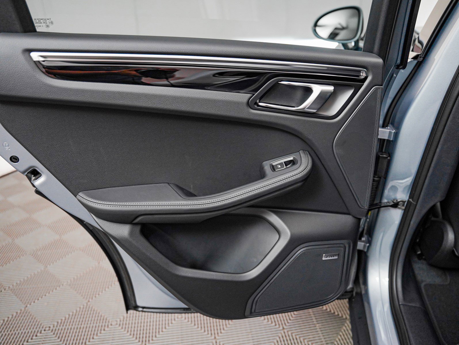 New 2026 Porsche Macan S image 28