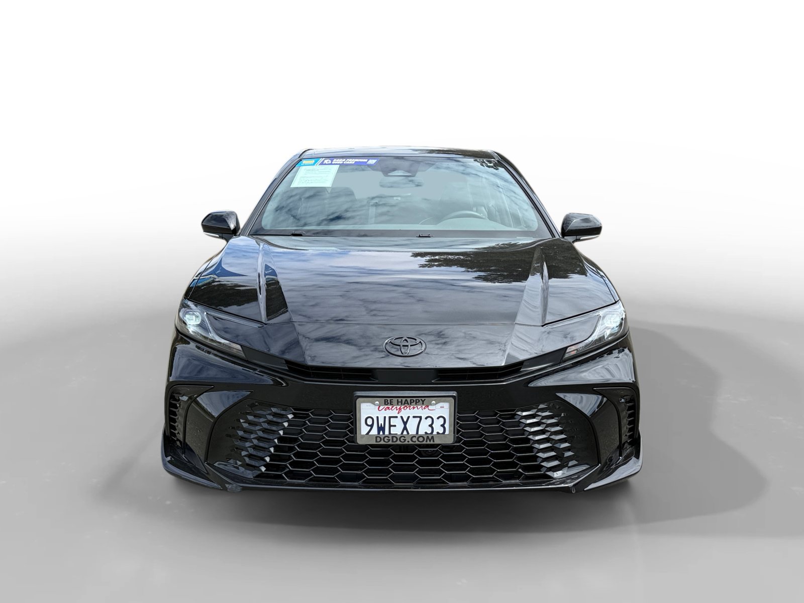 Used 2026 Toyota Camry Hybrid FWD image 8