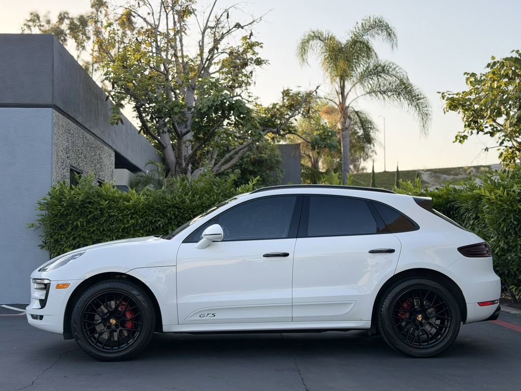 Used 2018 Porsche Macan GTS AWD/4WD image 6