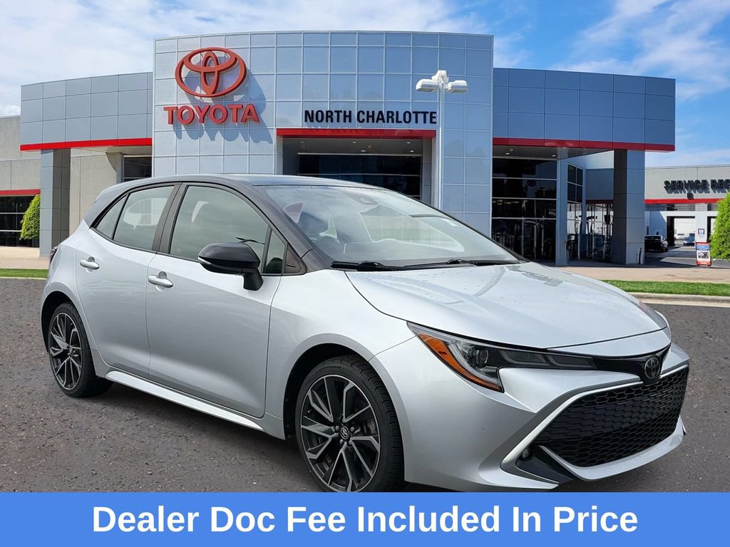 Used 2020 Toyota Corolla XSE FWD video 1