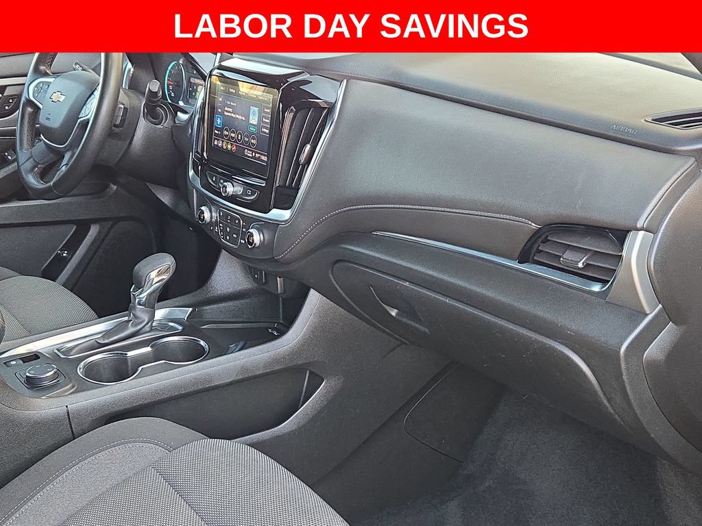 Used 2023 Chevrolet Traverse LT AWD/4WD image 28