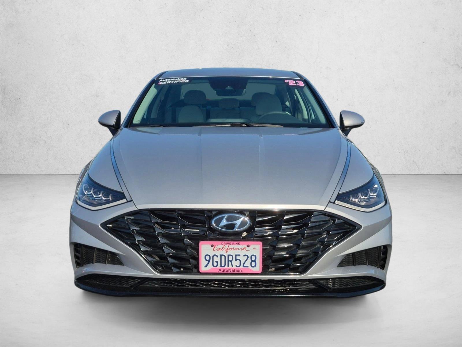 Used 2023 Hyundai Sonata SEL FWD image 2