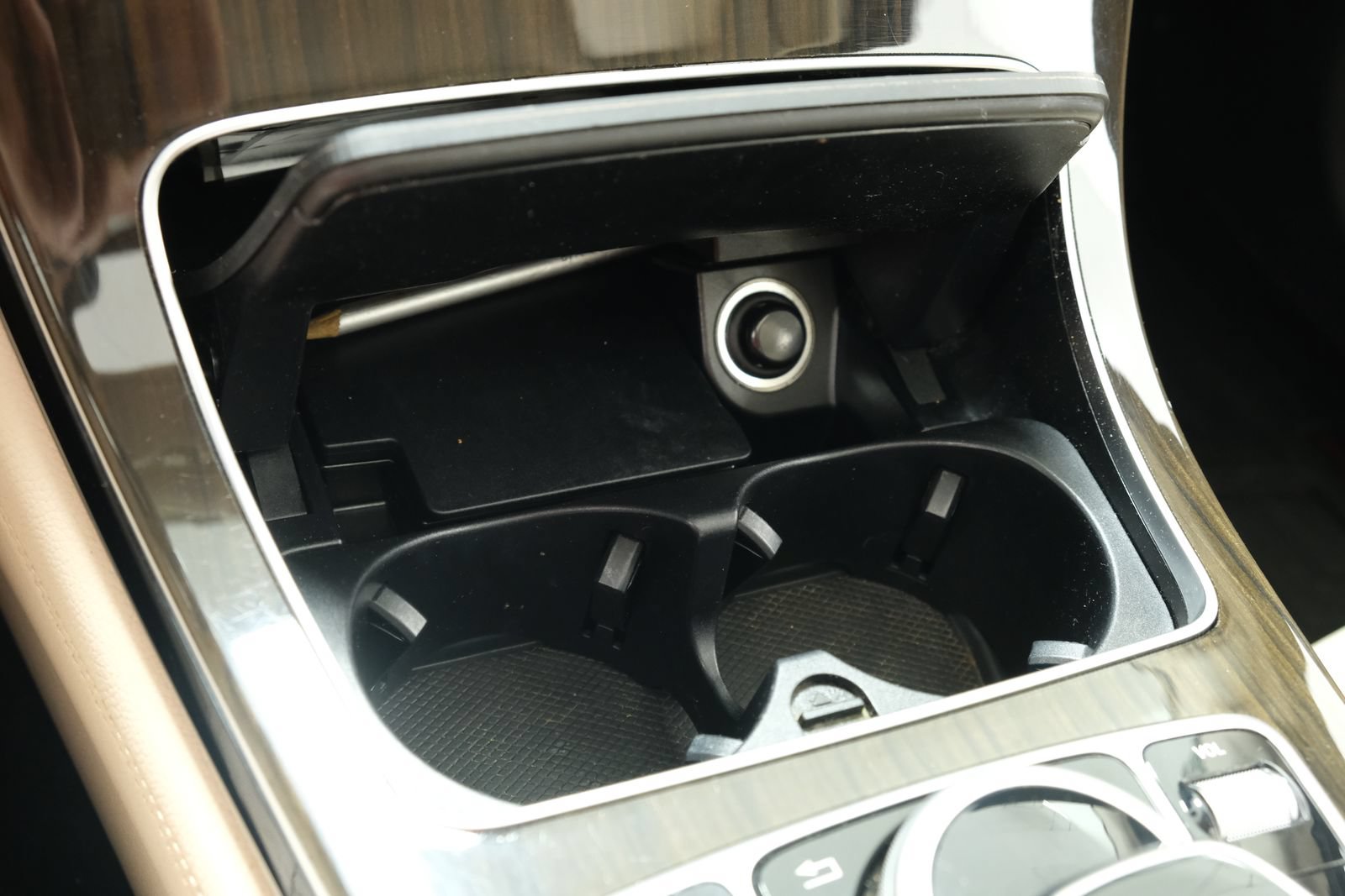 Used 2017 Mercedes-Benz GLC 300 4MATIC image 21