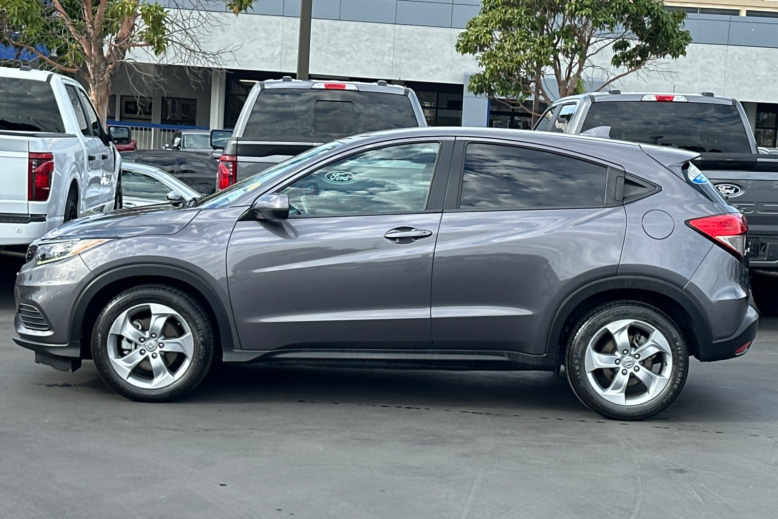 Used 2019 Honda HR-V LX image 9