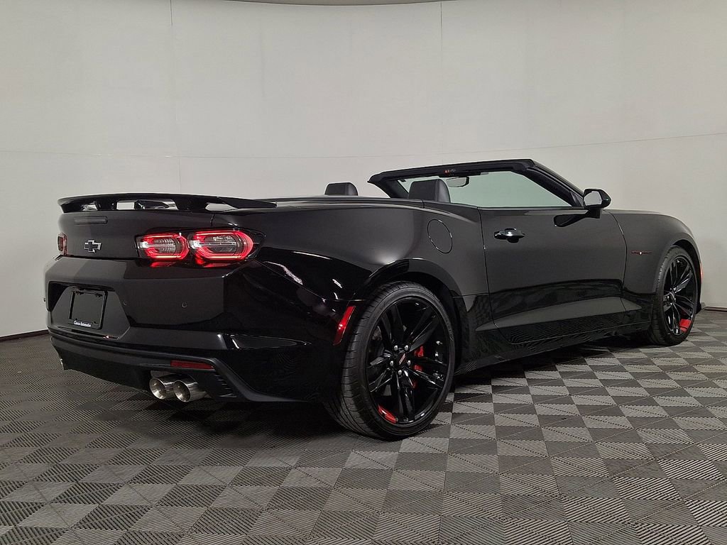 Used 2024 Chevrolet Camaro SS w/ Redline Edition RWD image 5