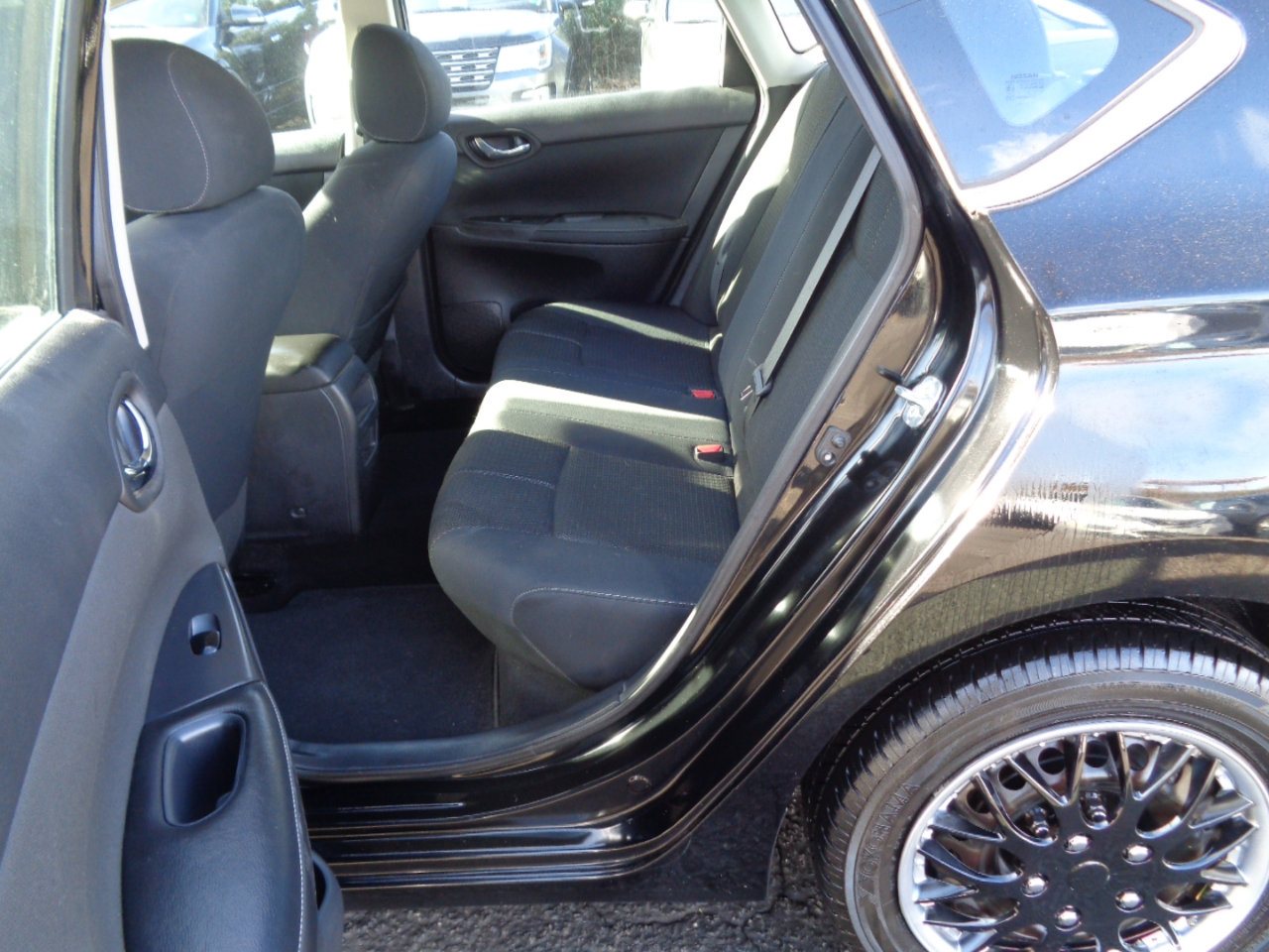 Used 2017 Nissan Sentra S image 14