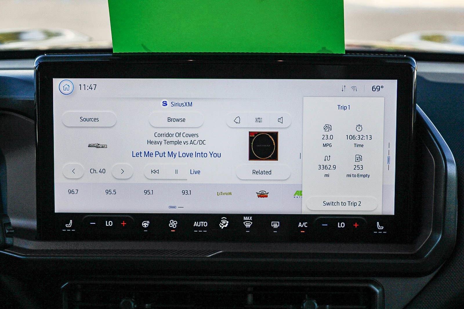 Certified 2025 Ford Bronco Sport Outer Banks w/ Outer Banks Tech Package+ AWD/4WD image 15