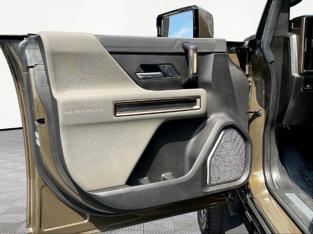 Used 2025 GMC Hummer EV 3X AWD/4WD image 23
