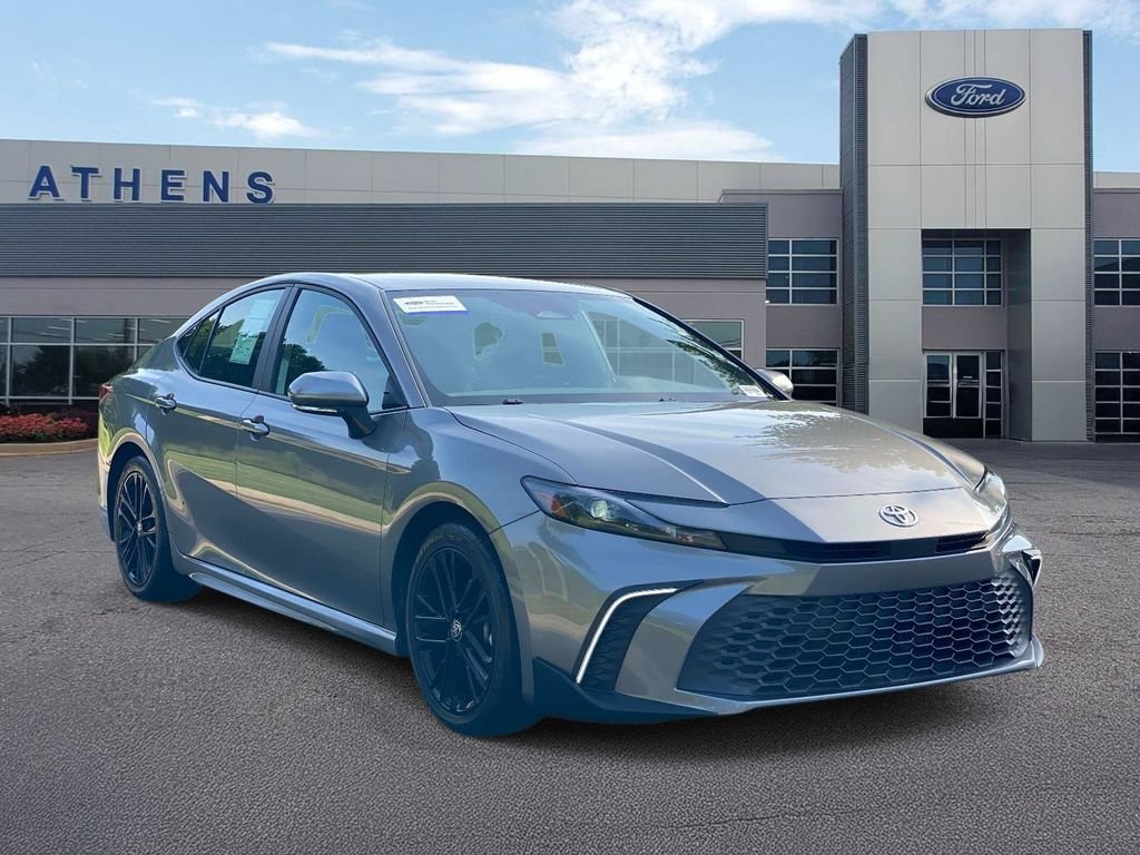 Used 2025 Toyota Camry SE w/ Convenience Package FWD video 1