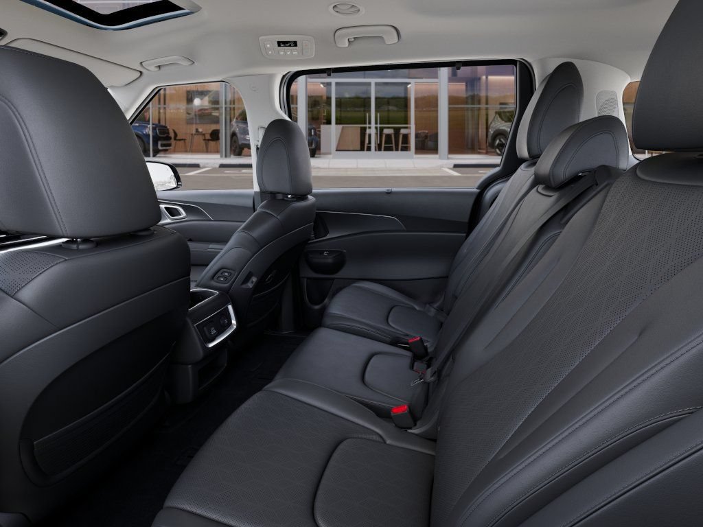 New 2027 Kia Carnival SX FWD image 18