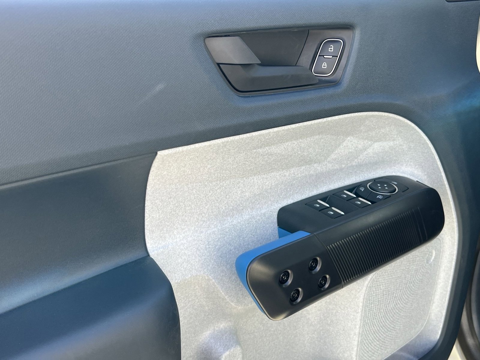 New 2025 Ford Maverick XLT image 15