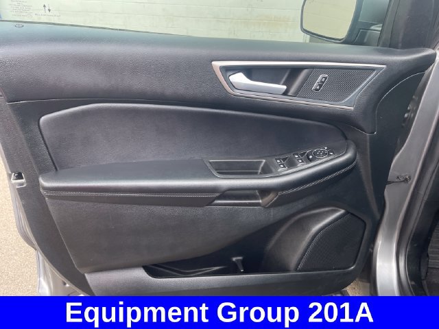Used 2023 Ford Edge SEL w/ Convenience Package AWD/4WD image 10