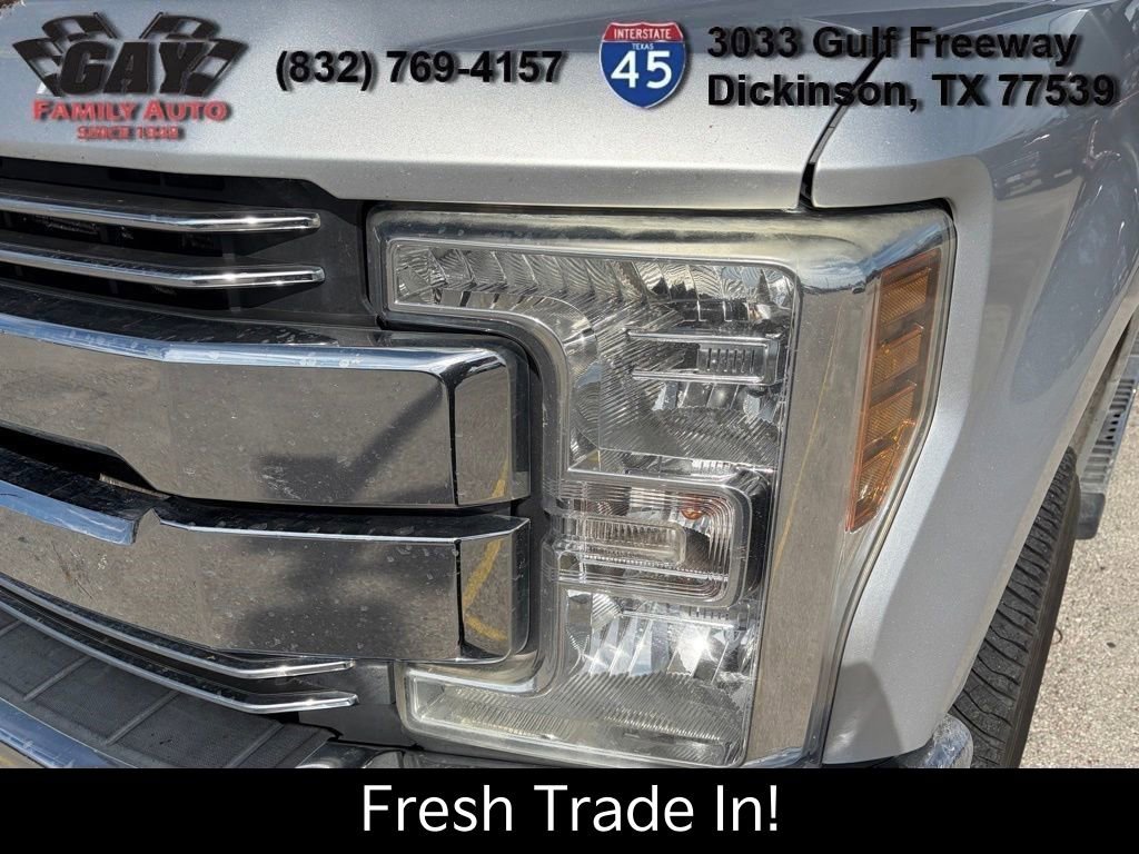 Used 2018 Ford F250 Lariat w/ Chrome Package image 4