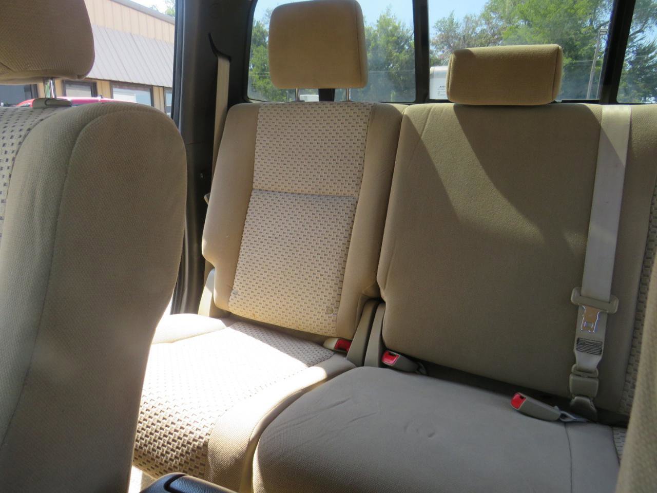 Used 2010 Toyota Tundra 4x4 Double Cab image 27
