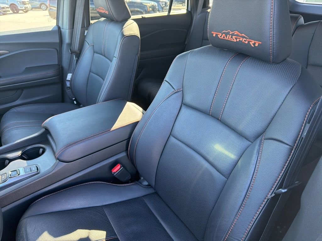 Used 2025 Honda Passport TrailSport image 20
