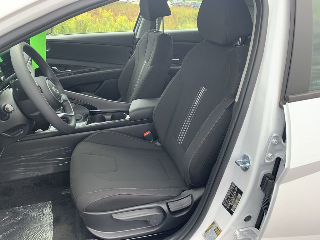 New 2025 Hyundai Elantra Blue w/ Cargo Package image 11
