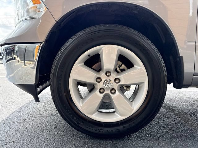 Used 2024 RAM 1500 Classic SLT AWD/4WD image 5