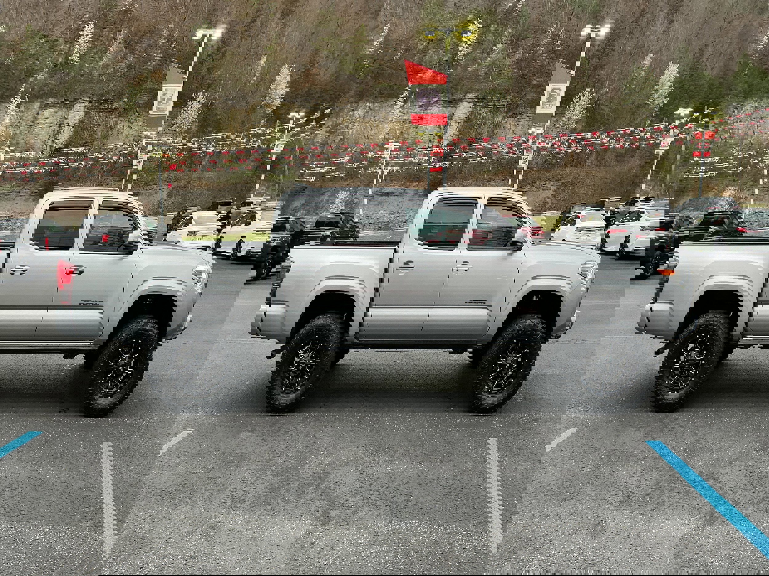 Used 2021 Toyota Tacoma SR image 6