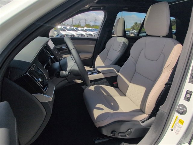 New 2026 Volvo XC90 B6 Plus image 6