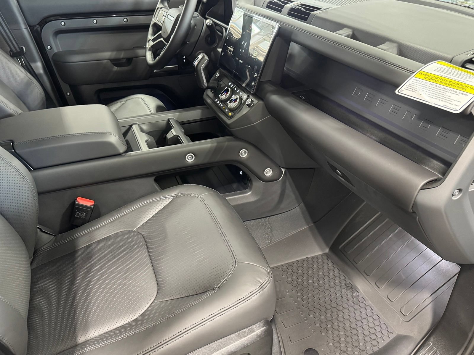 New 2026 Land Rover Defender 110 X-Dynamic SE AWD/4WD image 50