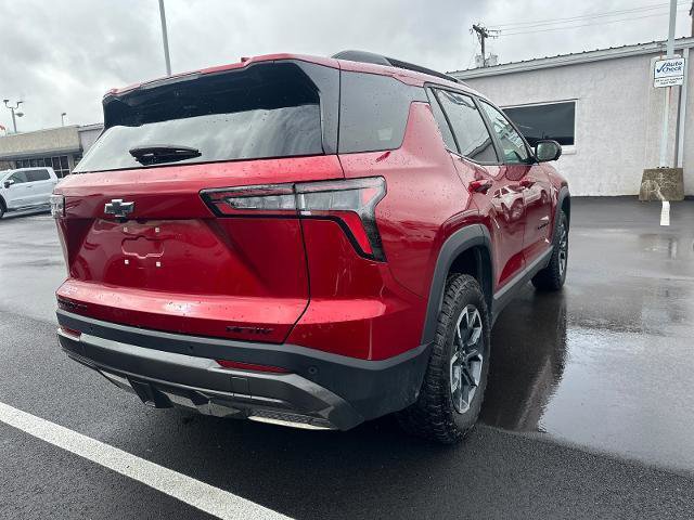 Used 2025 Chevrolet Equinox ACTIV w/ Safety and Technology Package image 5