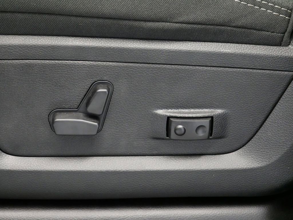 New 2026 RAM 3500 Big Horn image 4