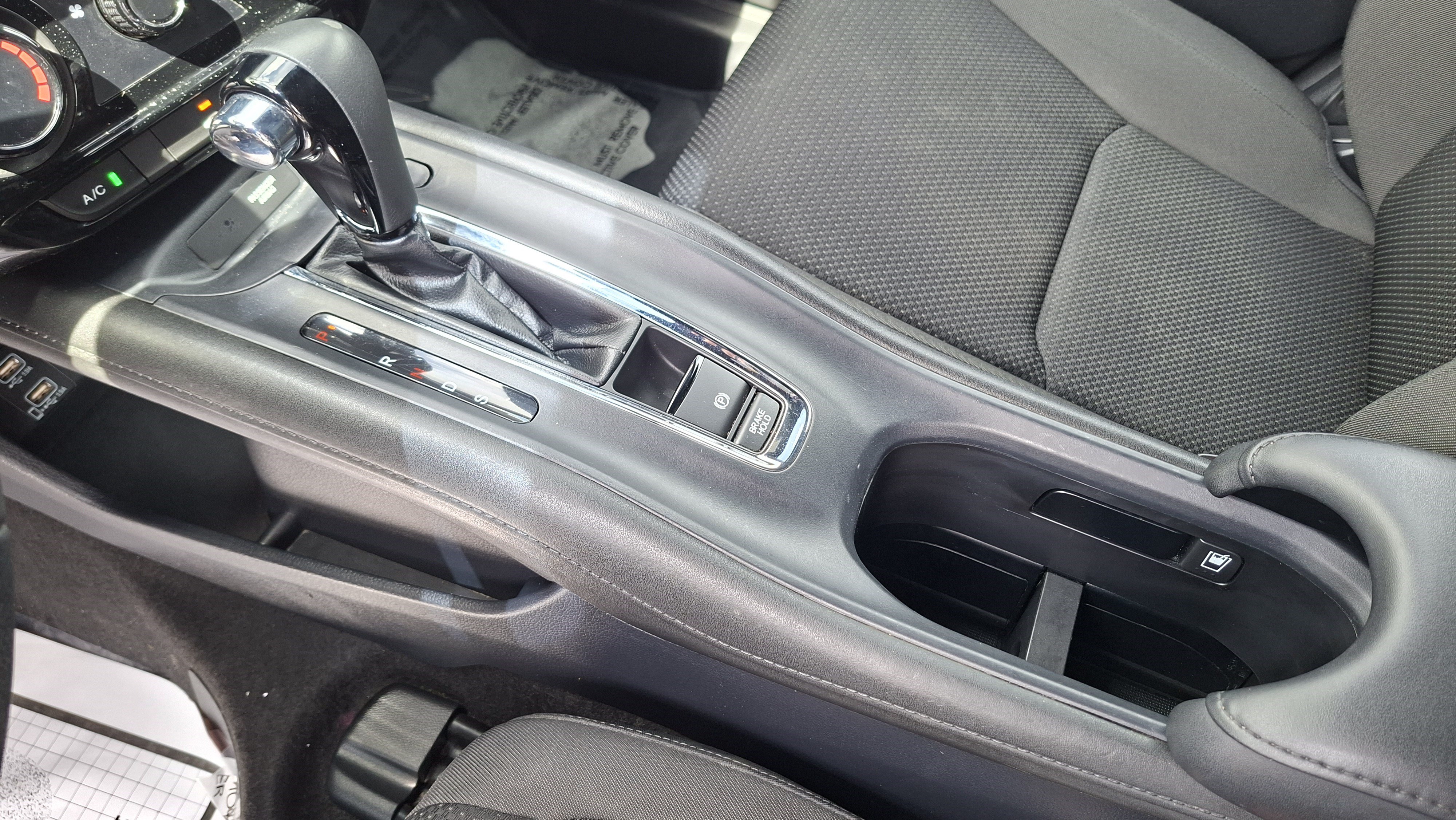 Used 2021 Honda HR-V Sport image 16