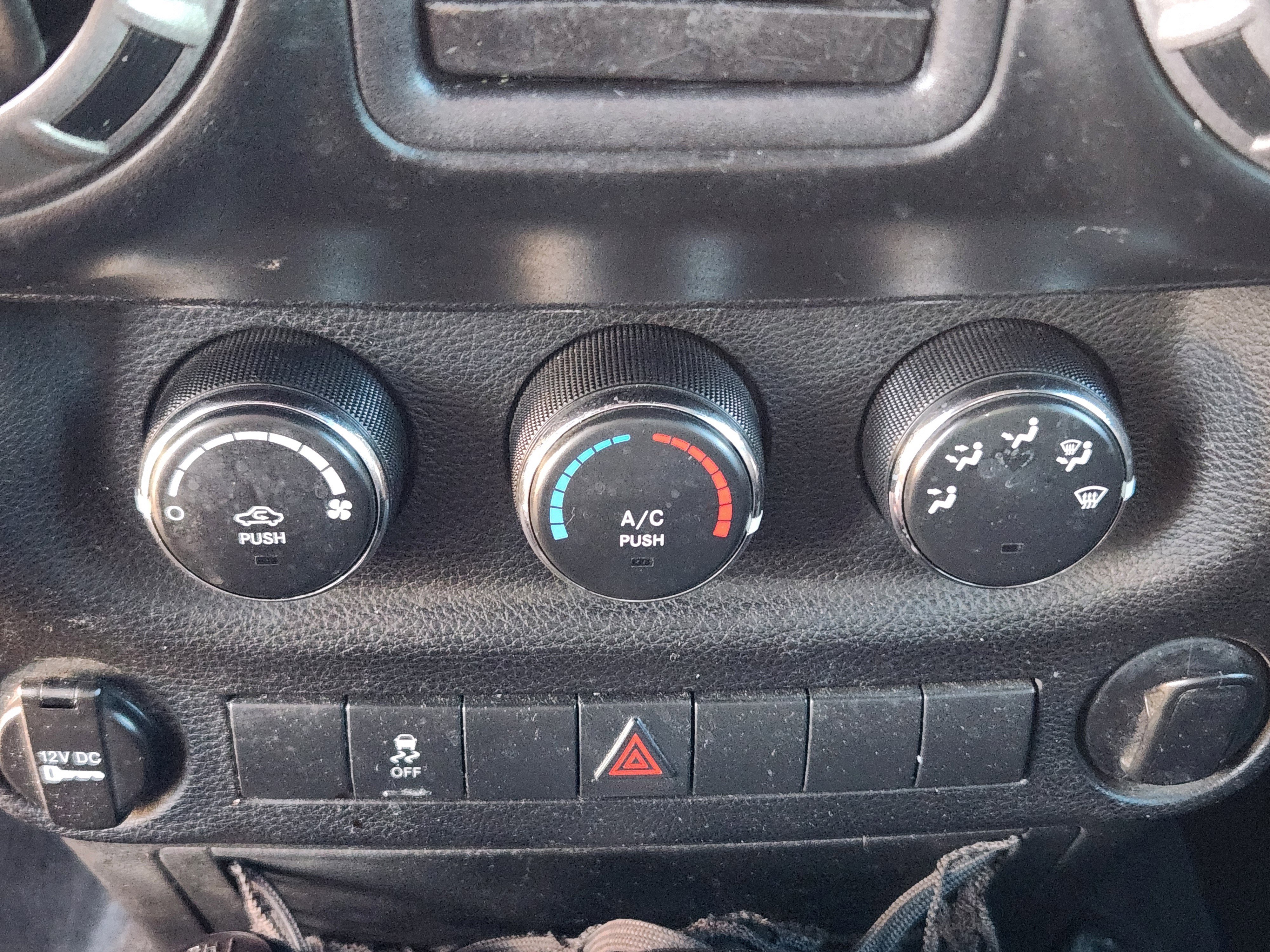 Used 2012 Jeep Wrangler Sport image 14