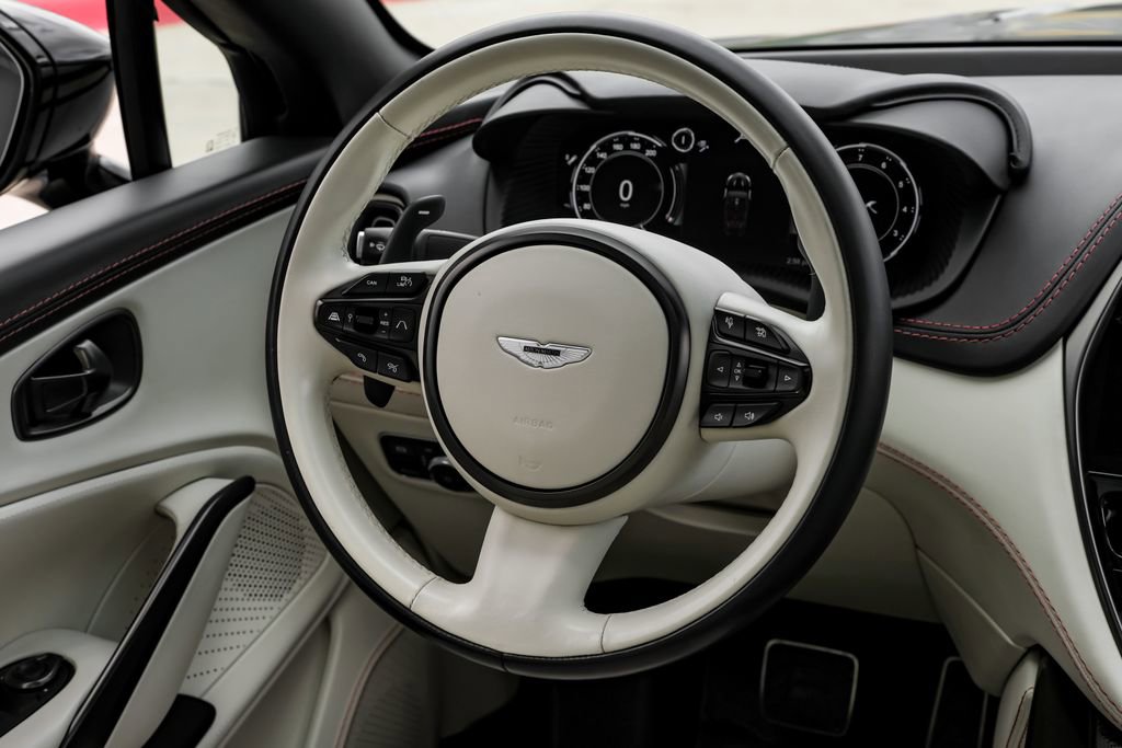 Used 2023 Aston Martin DBX 707 image 13