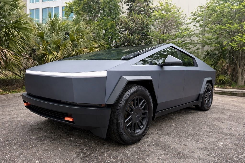 Used 2024 Tesla Cybertruck AWD Crew Cab