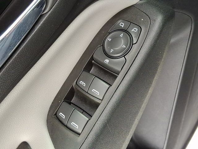 Used 2022 Chevrolet Equinox LS AWD/4WD image 30