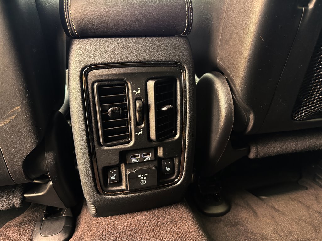Used 2018 Dodge Durango SRT AWD/4WD image 11