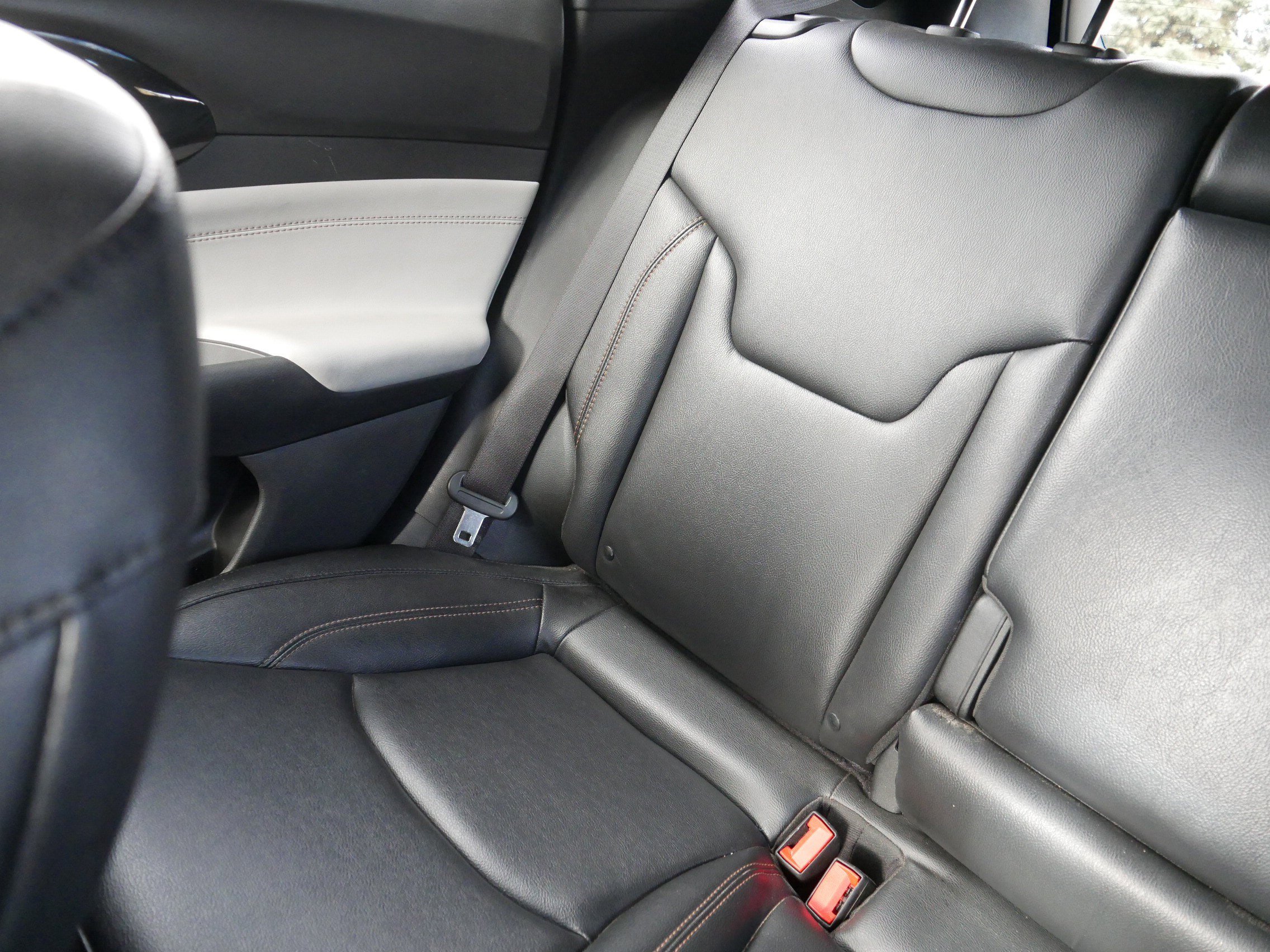 Used 2024 Jeep Compass Limited image 12