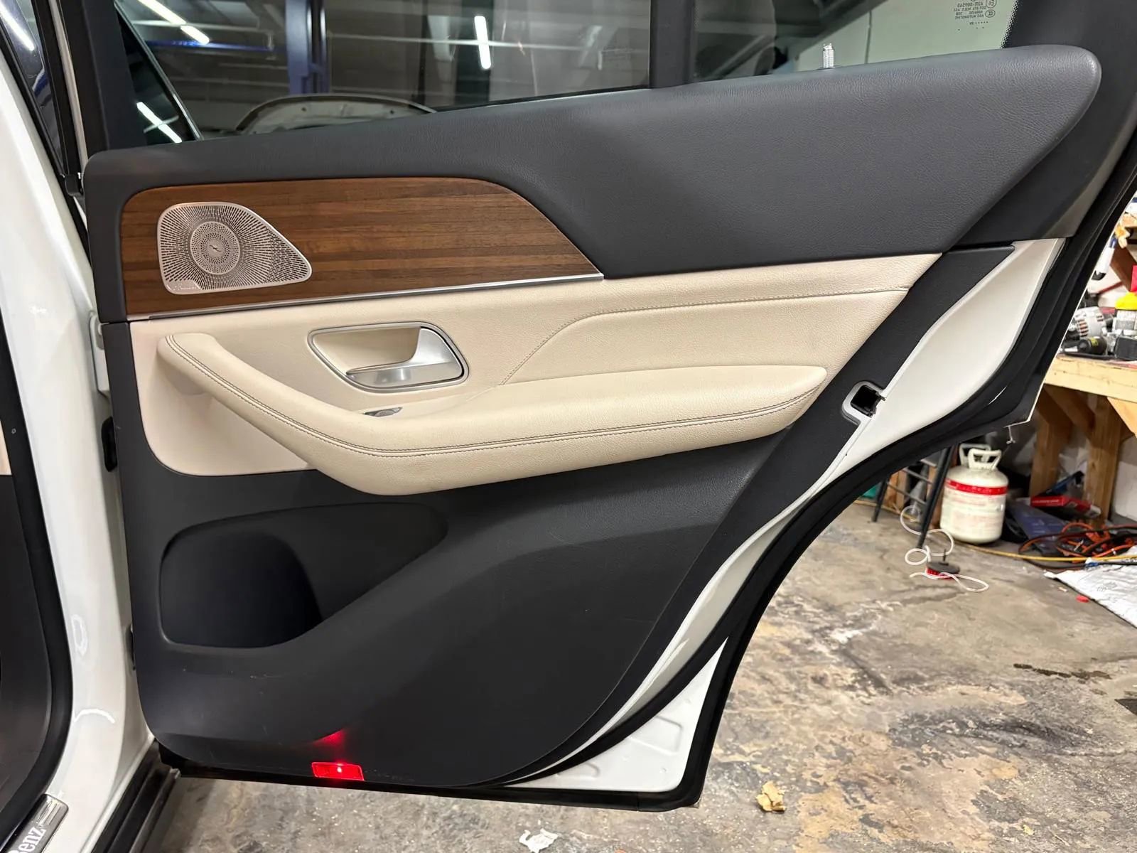 Used 2020 Mercedes-Benz GLE 350 4MATIC image 28