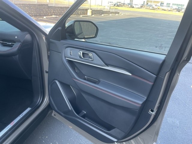 New 2026 Ford Explorer ST-Line w/ ST-Line Street Pack image 52
