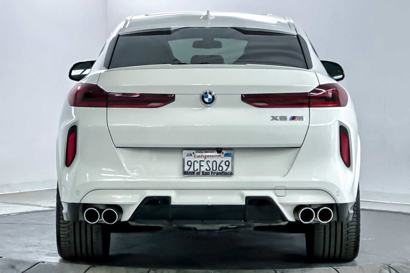 Used 2022 BMW X6 M w/ Executive Package image 7