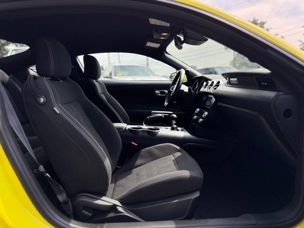 Used 2021 Ford Mustang Coupe RWD image 27
