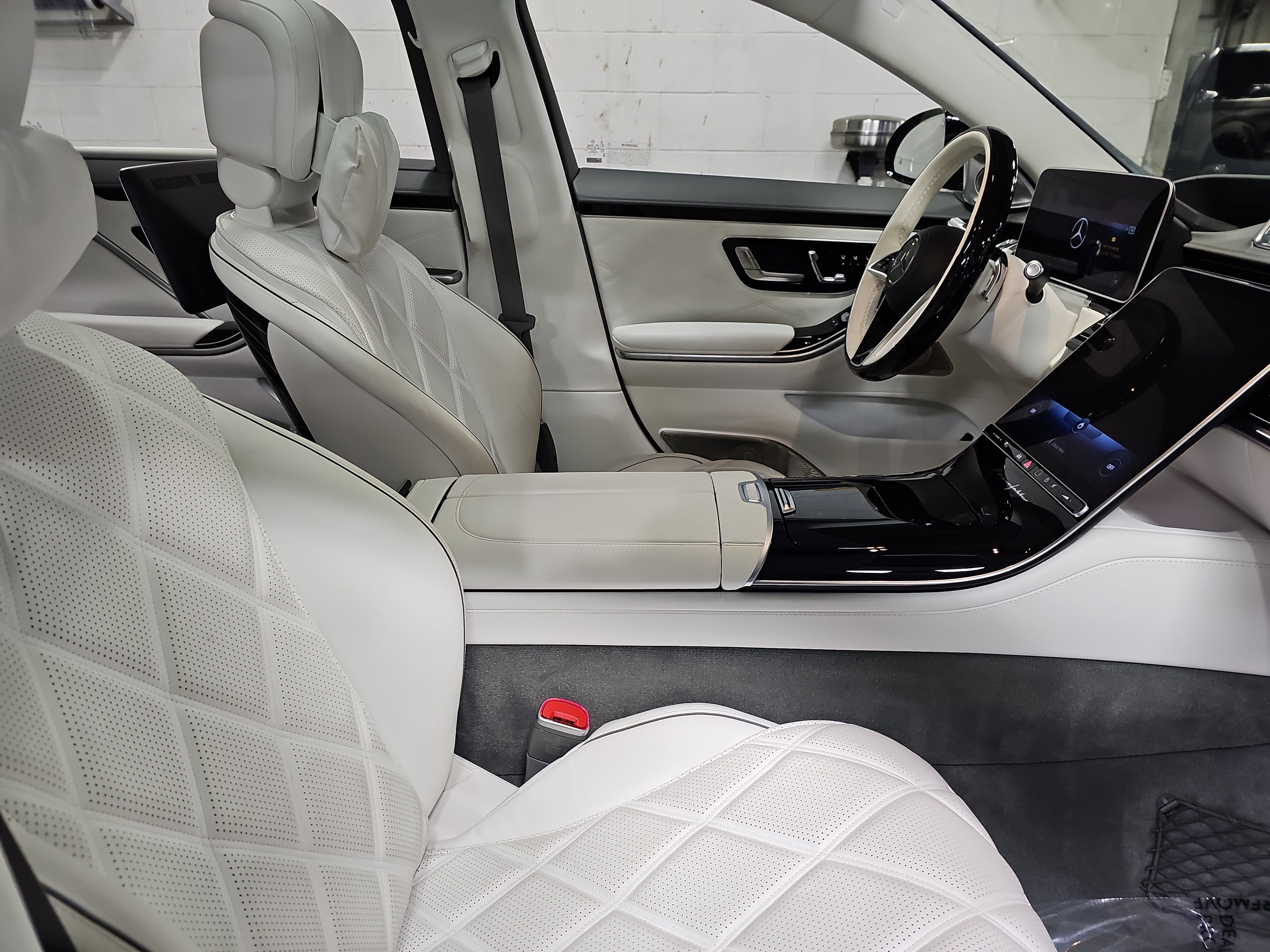 Certified 2023 Mercedes-Benz Maybach S 680 4MATIC image 11