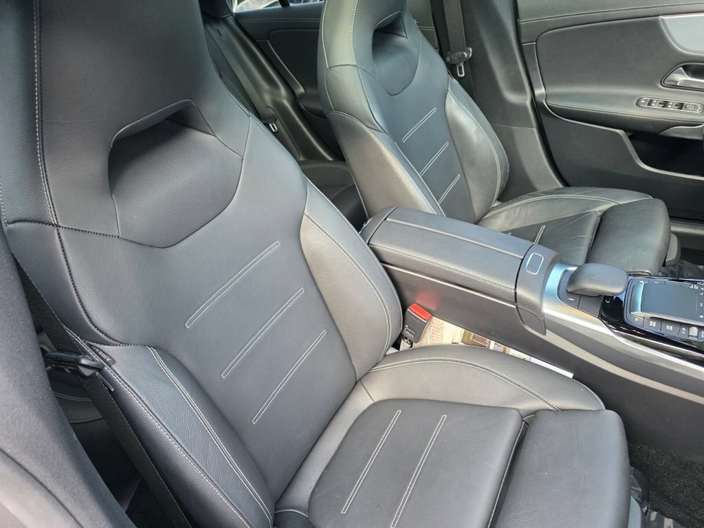 Used 2023 Mercedes-Benz CLA 35 AMG 4MATIC image 26