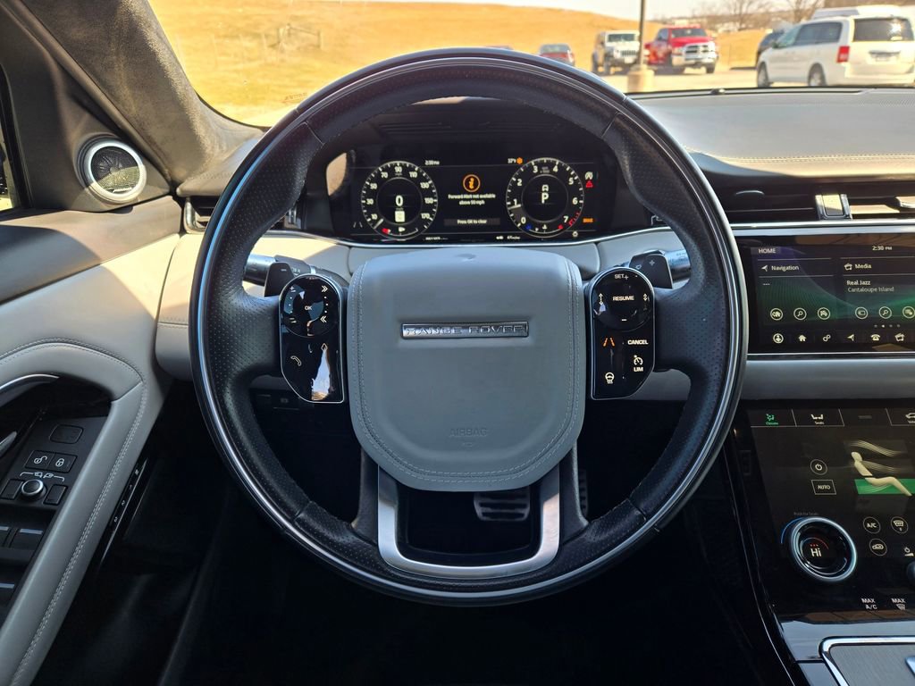 Used 2020 Land Rover Range Rover Evoque R-Dynamic SE image 20