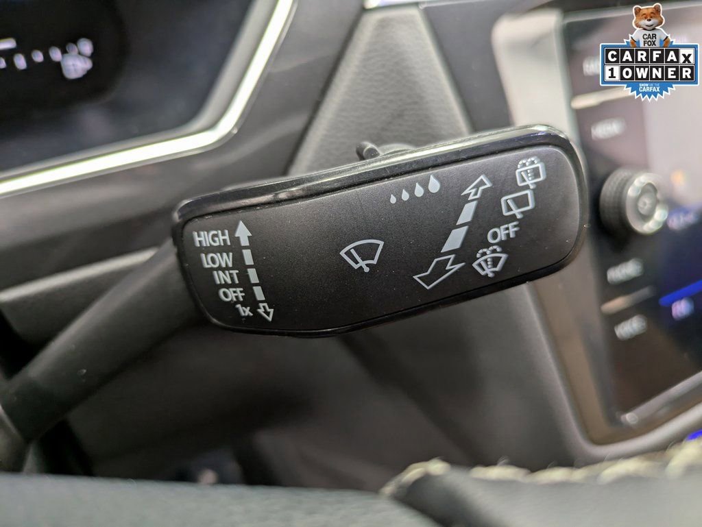 Used 2022 Volkswagen Tiguan SE AWD/4WD image 21