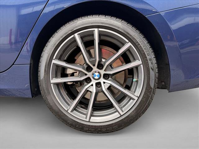 Used 2020 BMW 330i xDrive Sedan w/ Premium Package AWD/4WD image 9