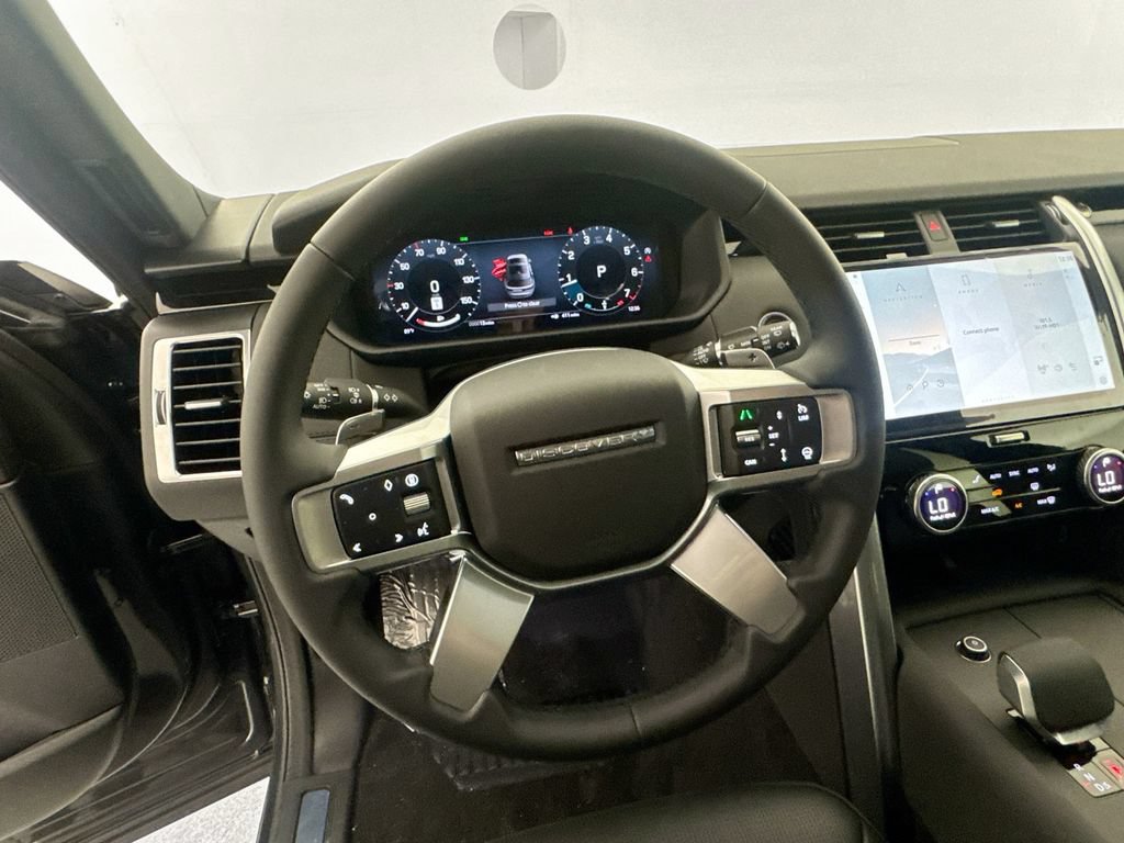 New 2026 Land Rover Discovery S AWD/4WD image 11