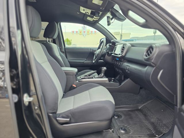Used 2021 Toyota Tacoma TRD Sport w/ Technology Package AWD/4WD image 9