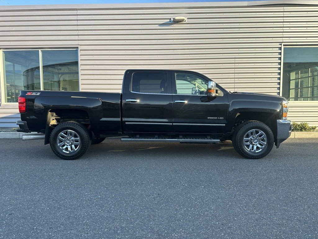 Used 2016 Chevrolet Silverado 2500 LTZ w/ Duramax Plus Package image 2